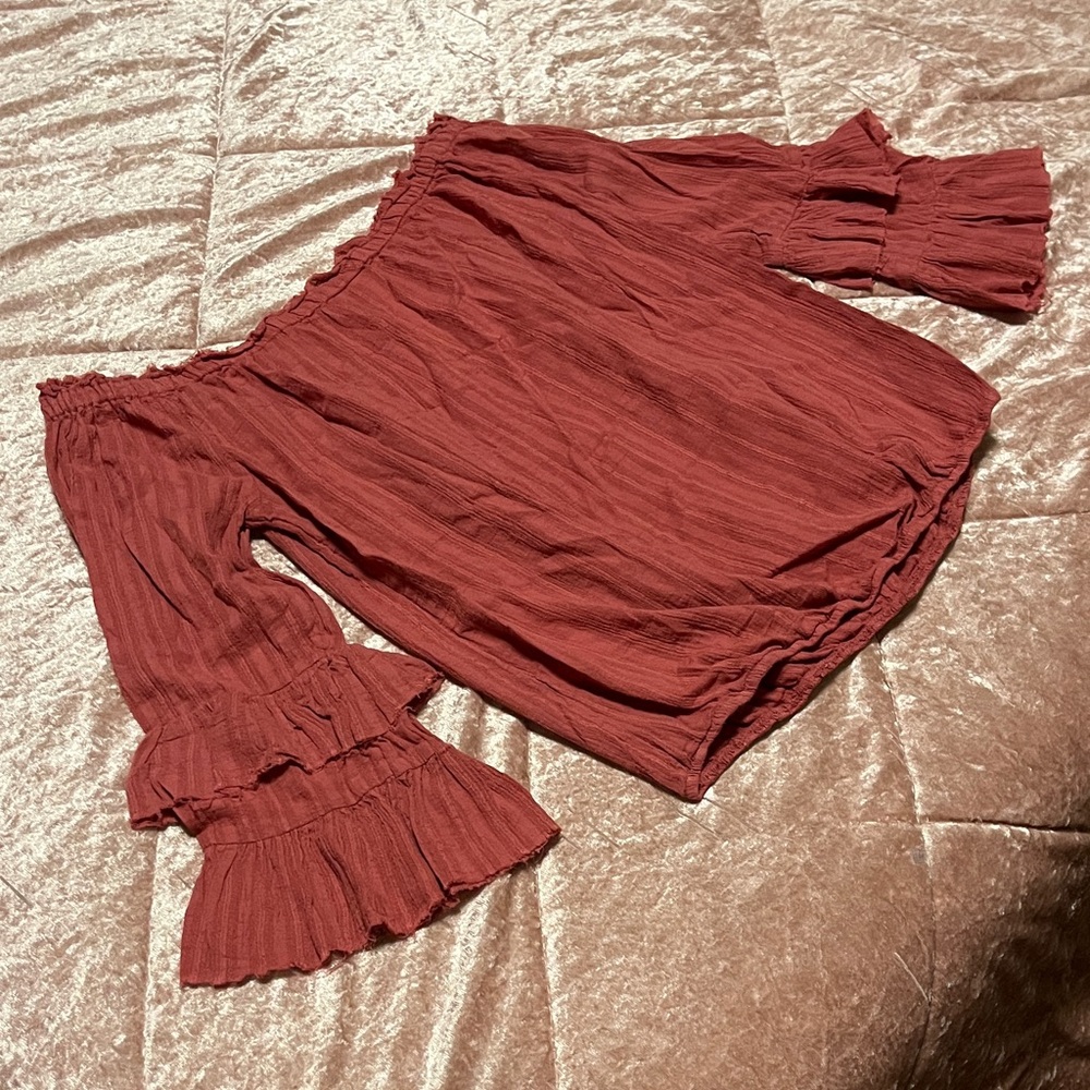Allison Joy Coral Textured Blouse - Picture 4 of 4
